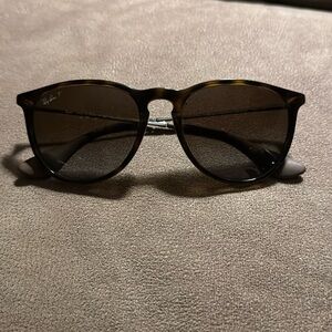 Women’s Ray-Ban Sunglasses RB4171 Erika Classic